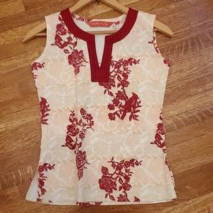 Sleeveless shell top